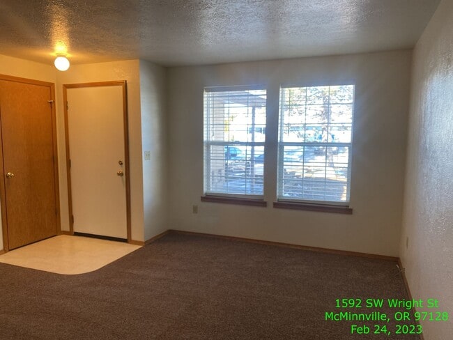 Foto del edificio - 1592 SW Wright St