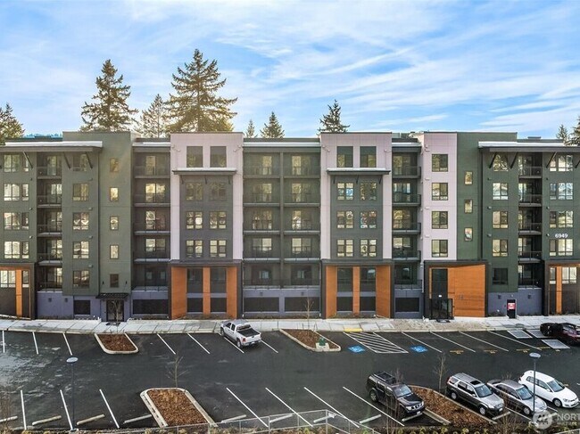 Building Photo - 6901 NE 184th Ln