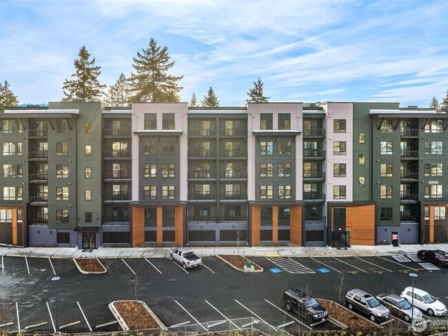 Building Photo - 6901 NE 184th Ln