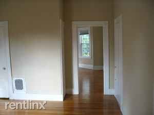 Building Photo - 1 br, 1 bath Apartment - 9 Fuller St