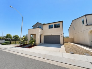 Building Photo - 34710 Criollo Wy