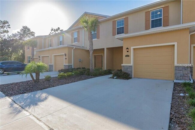 Foto del edificio - 8420 Pine River Rd
