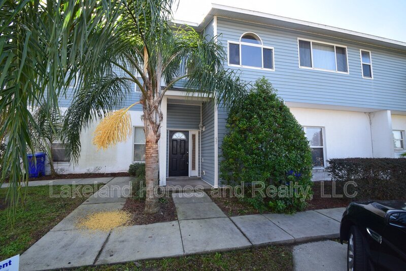Primary Photo - 222 Carpenters Way