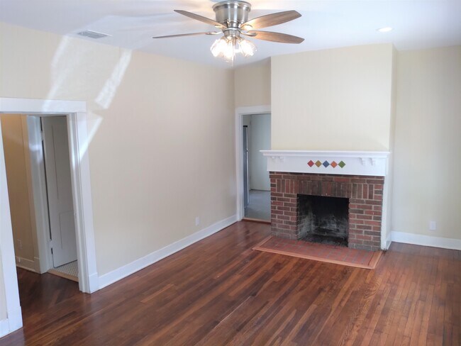 Foto del edificio - 8 French Ct