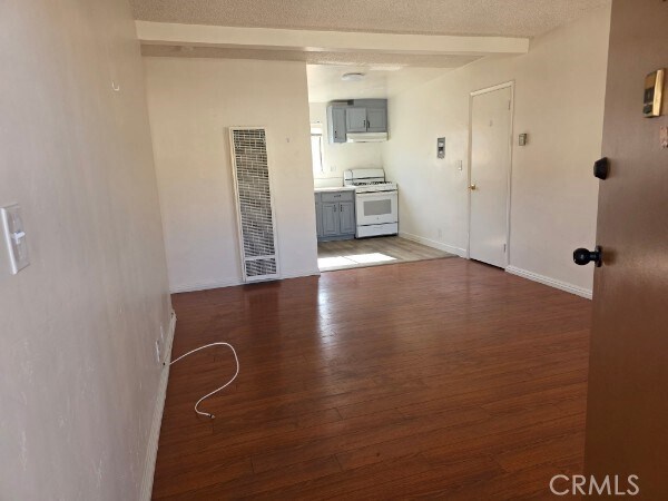 Foto del edificio - 920 Centennial St