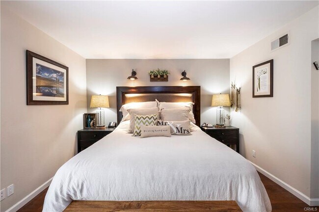 Photo - 4971 Hemlock House