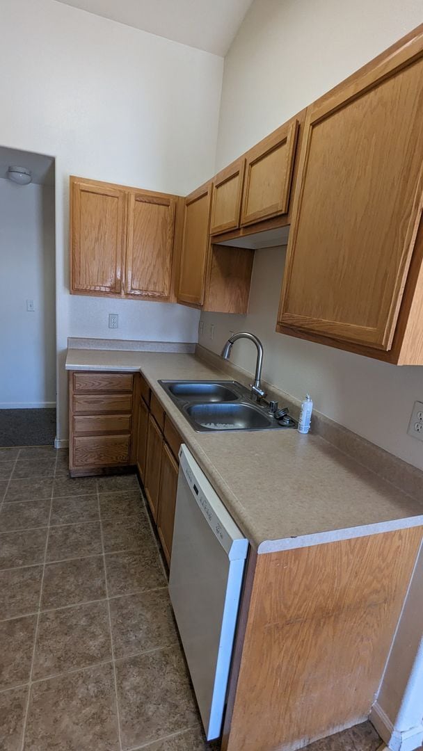 Foto del edificio - 4 bedroom 2 bath home in Fallon!!