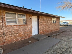 Building Photo - 7206 Avenue W