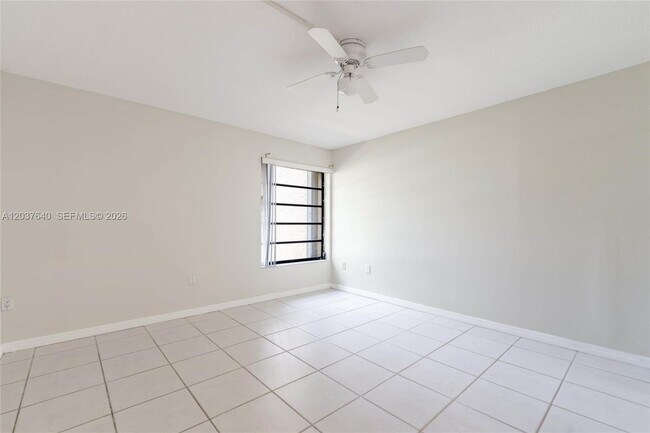 Foto del edificio - 9015 SW 125th Ave