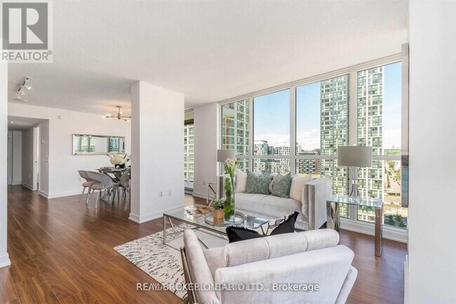 Building Photo - 75 Queens Wharf Rd