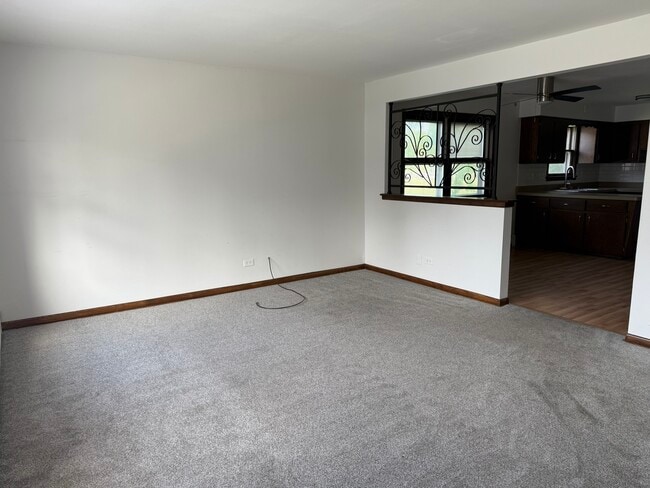 Foto del edificio - 7506 W Hanover St
