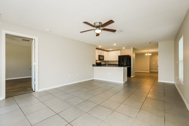 Foto del edificio - 11437 Stone Pine St