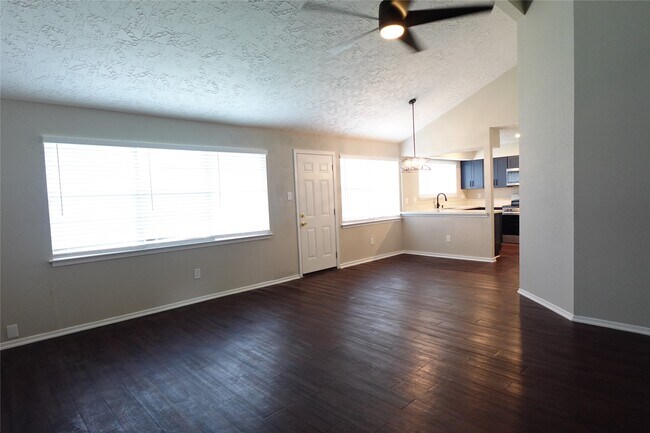 Foto del edificio - 20018 Cottonglade Ln