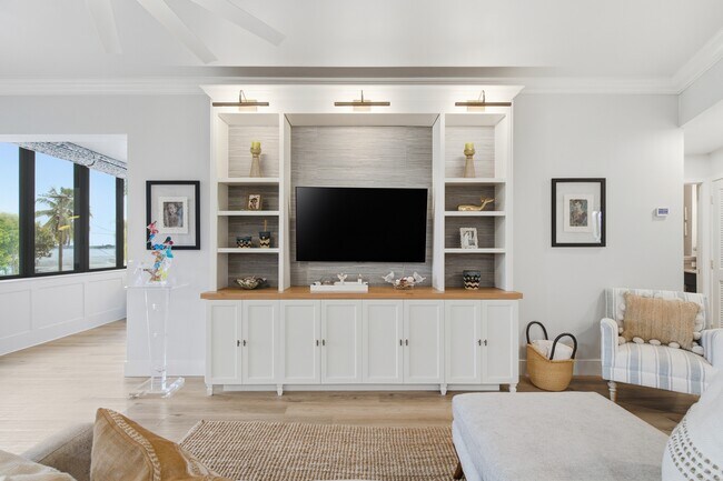 Foto del edificio - 150 SE Four Winds Dr