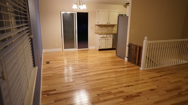 Foto del edificio - Bright 3 Bed, 2 Bath, Ranch-Style Home in South Fort Collins!