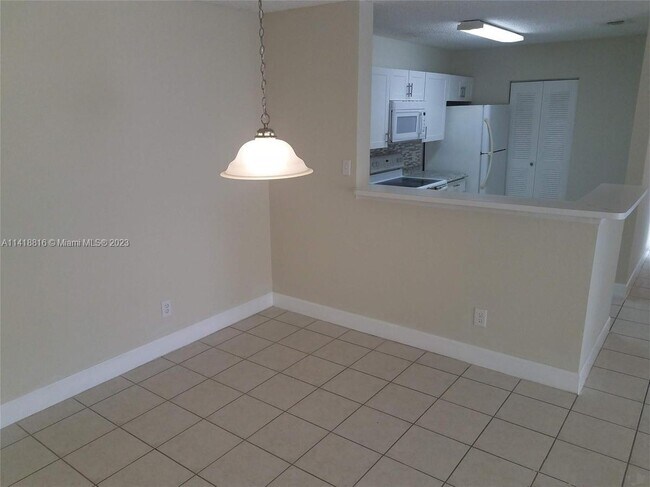 Foto del edificio - 11263 W Atlantic Blvd