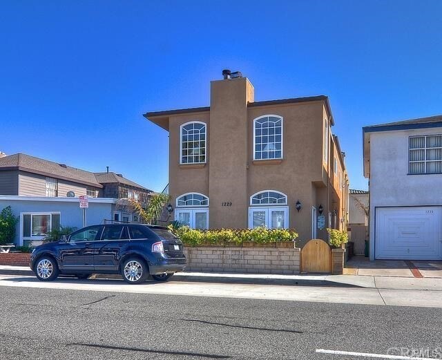 1229 W Balboa Blvd, Newport Beach, CA 92661 House for Rent in Newport