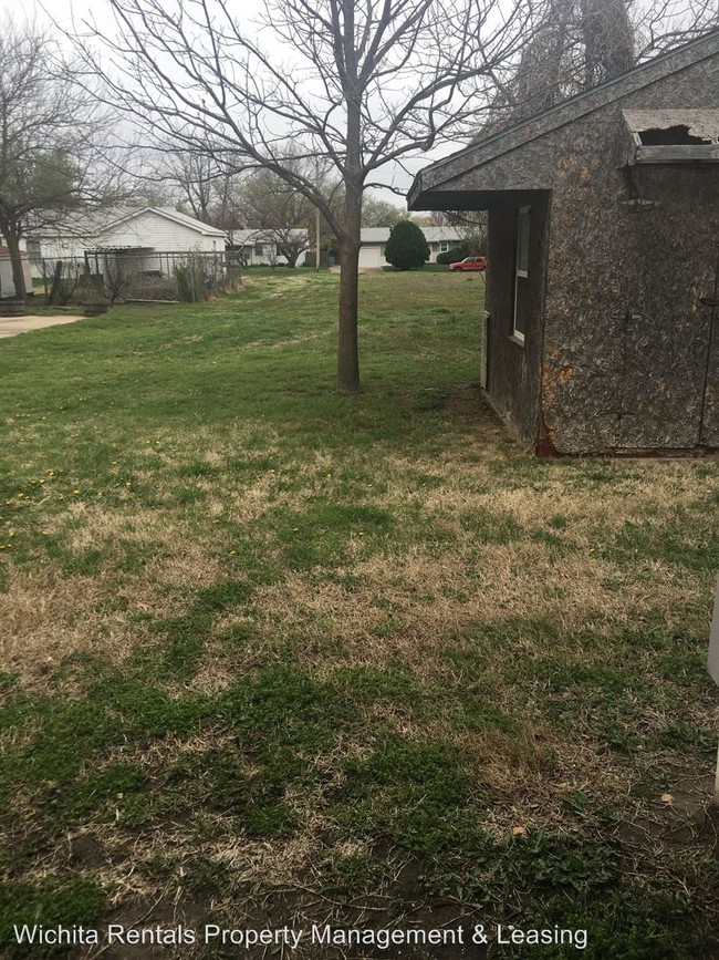 Building Photo - 2 br, 1 bath House - 1600 W Pawnee