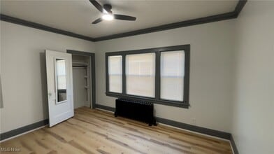 Building Photo - 1340 W 65th St