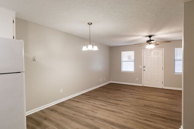 Foto del edificio - 112 Upland Ct