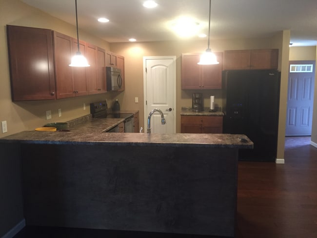 Building Photo - 3727 Sandstone Dr