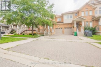 Building Photo - 23 Merrickville Way