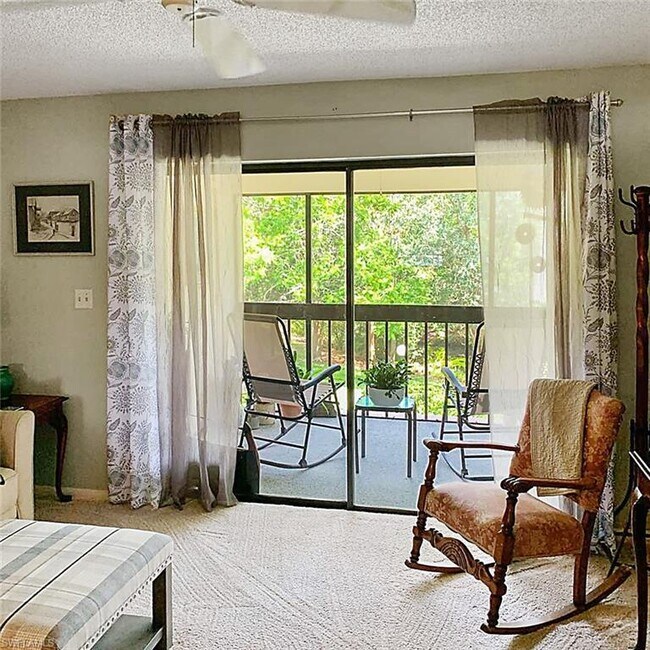 Building Photo - 6108 Whiskey Creek Dr
