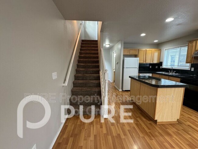 Foto del edificio - 5740 SE Lexington St