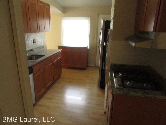 Building Photo - 3 br, 2 bath House - 1328 Aster Drive