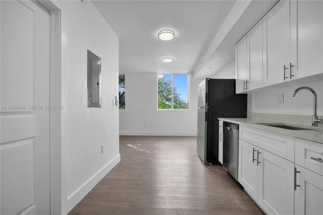 Foto del edificio - 1620 NW 18th St