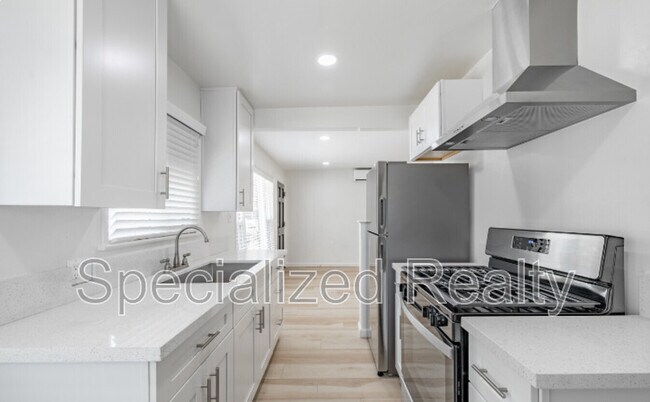 Foto del edificio - 3218 Division St