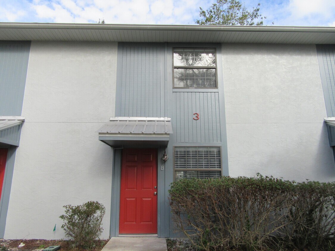 Primary Photo - 2750 W 12th St