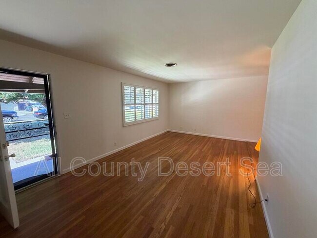 Foto del edificio - 10250 Masterson Rd