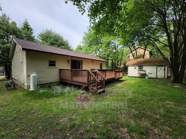Building Photo - 28 Short Ridge Rd