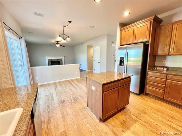 Foto del edificio - 5001 Laurelglen Ln