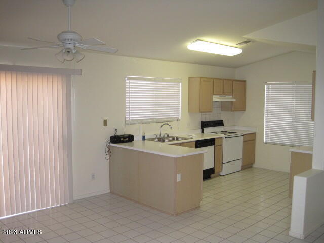 Primary Photo - 24616 N 38th Ave