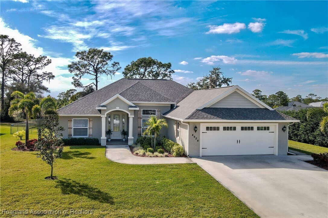 Foto principal - 4924 Myrtle Beach Dr