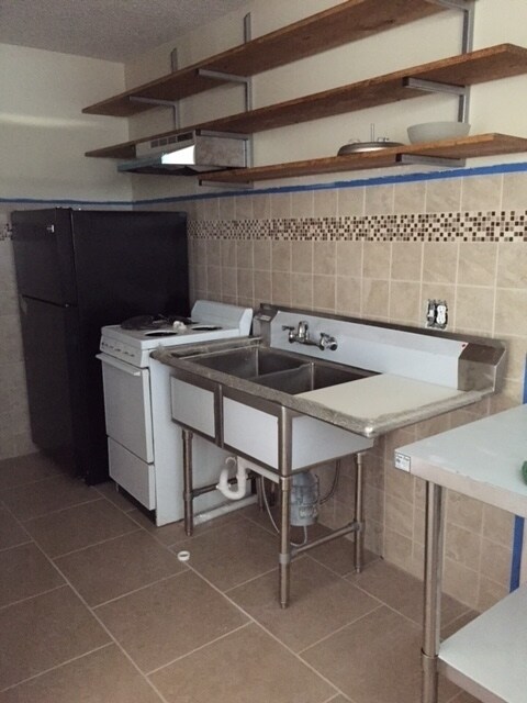Foto del diseño de interior - 2419 E 8th St