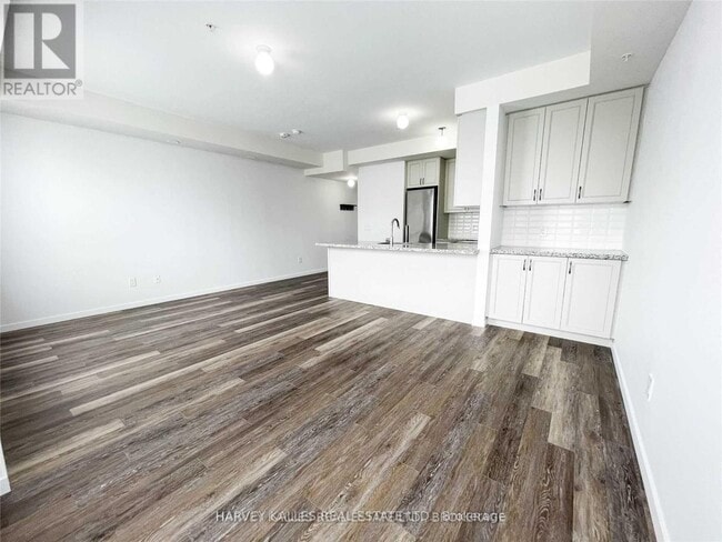 Photo du bâtiment - 1711 Pure Springs Blvd.