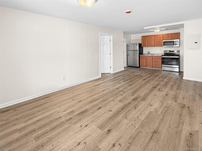 Foto del edificio - 4332 Albany Post Rd