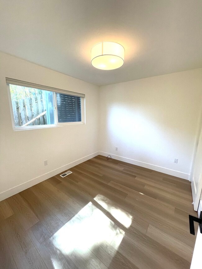 Dormitorio de invitados - 239 Corte Madera Ave