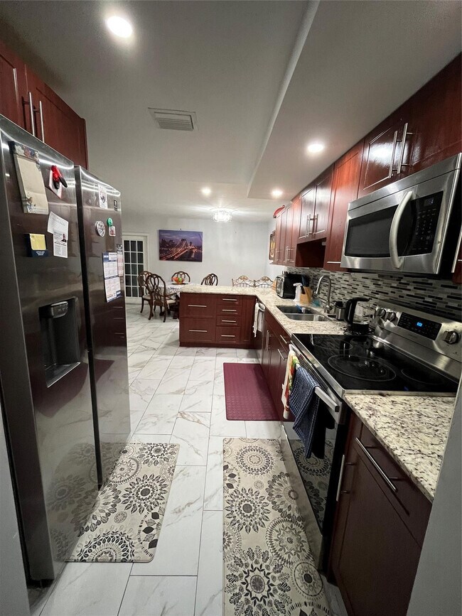 Foto del edificio - 16 Spinning Wheel Ln