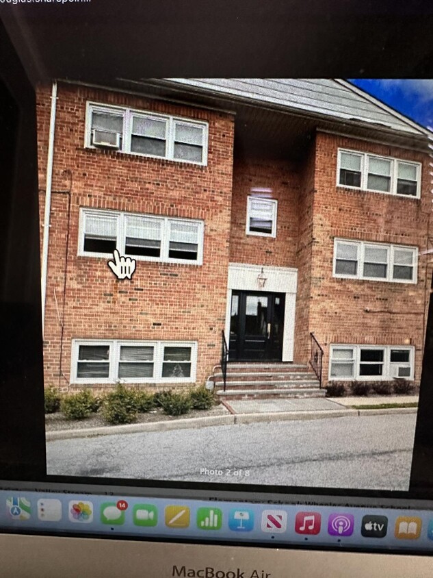 Foto principal - 464 N Corona Ave