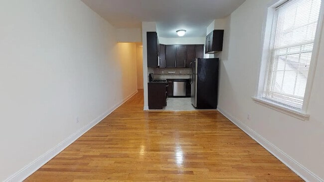 Building Photo - 55 Monroe Pl
