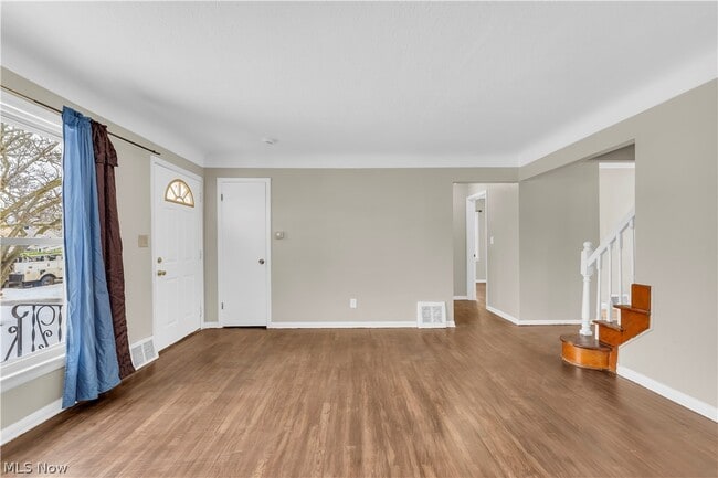 Foto del edificio - 12918 Eastwood Blvd