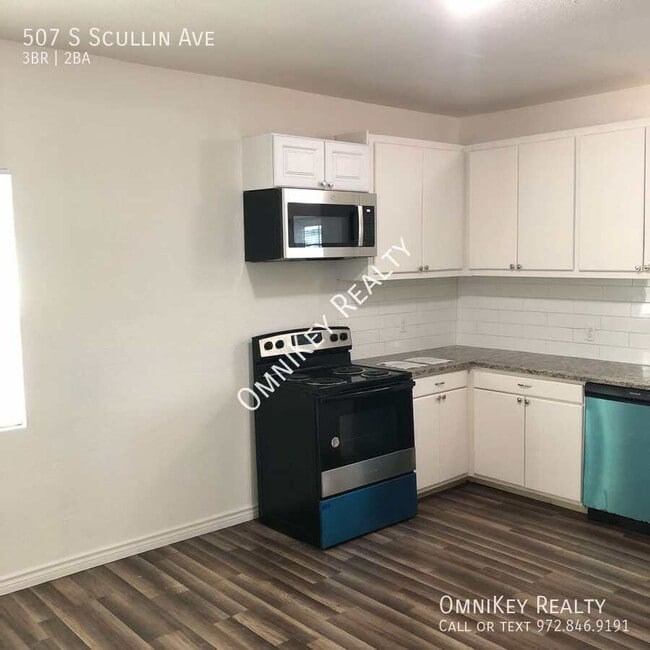 Building Photo - 507 S Scullin Ave