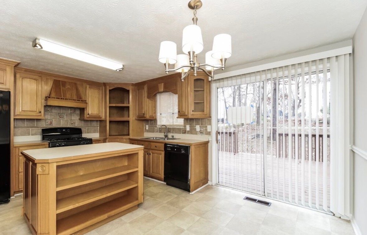 Foto del edificio - 3894 Yeager Rd