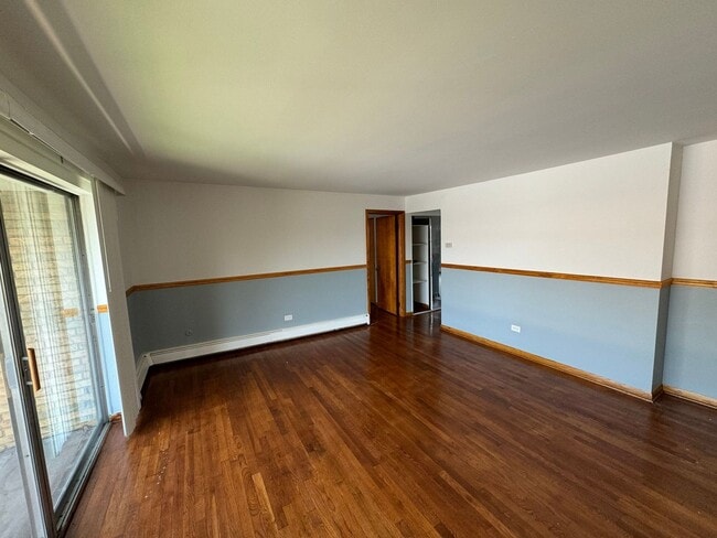 Foto del edificio - 3014 W 59th St