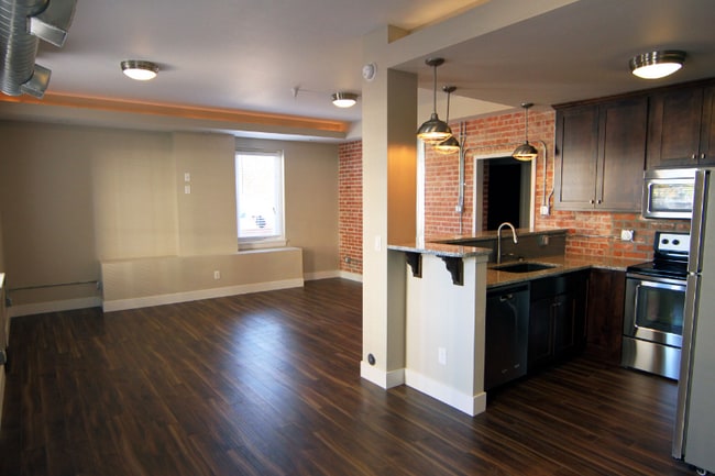 Foto del edificio - 623 S Wolcott St