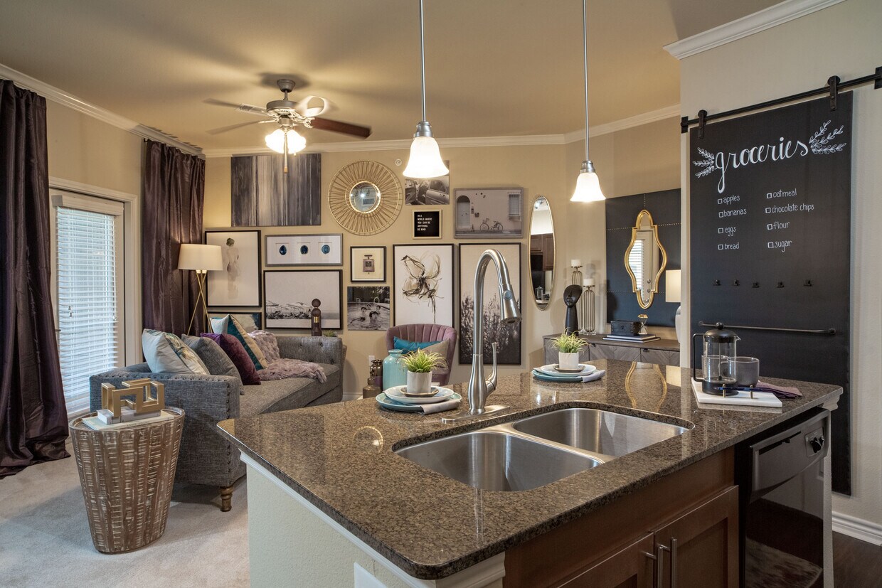 Viceroy Apartments Apartments in Grand Prairie, TX